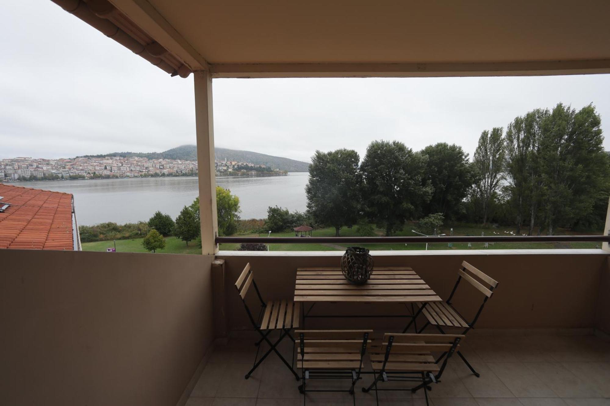 Lida'S Apartment Lake View Kastoria Exterior photo