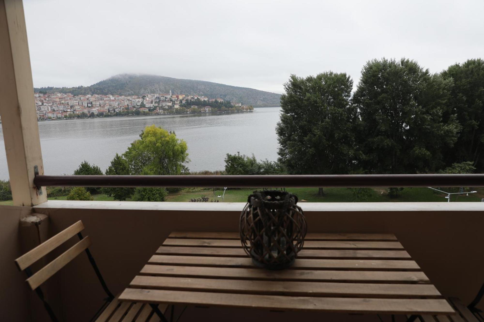 Lida'S Apartment Lake View Kastoria Exterior photo